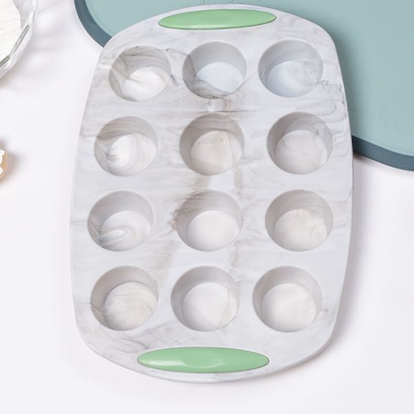 12-Cup Silicone Cupcake Tray Nonstick with Handle Structure -12inch