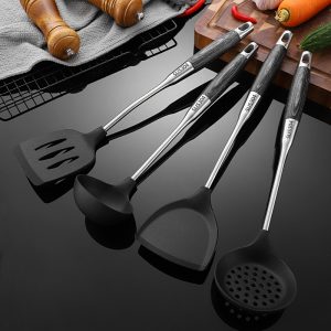 Black silicone kitchenware high quality wooden handle